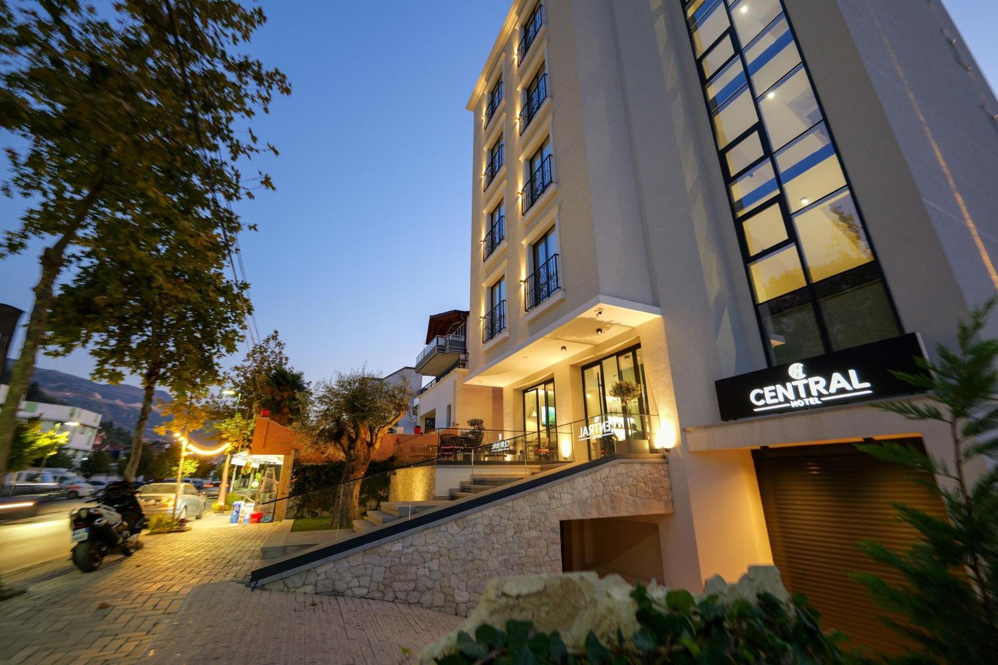 Hotel Central Vlorë エクステリア 写真