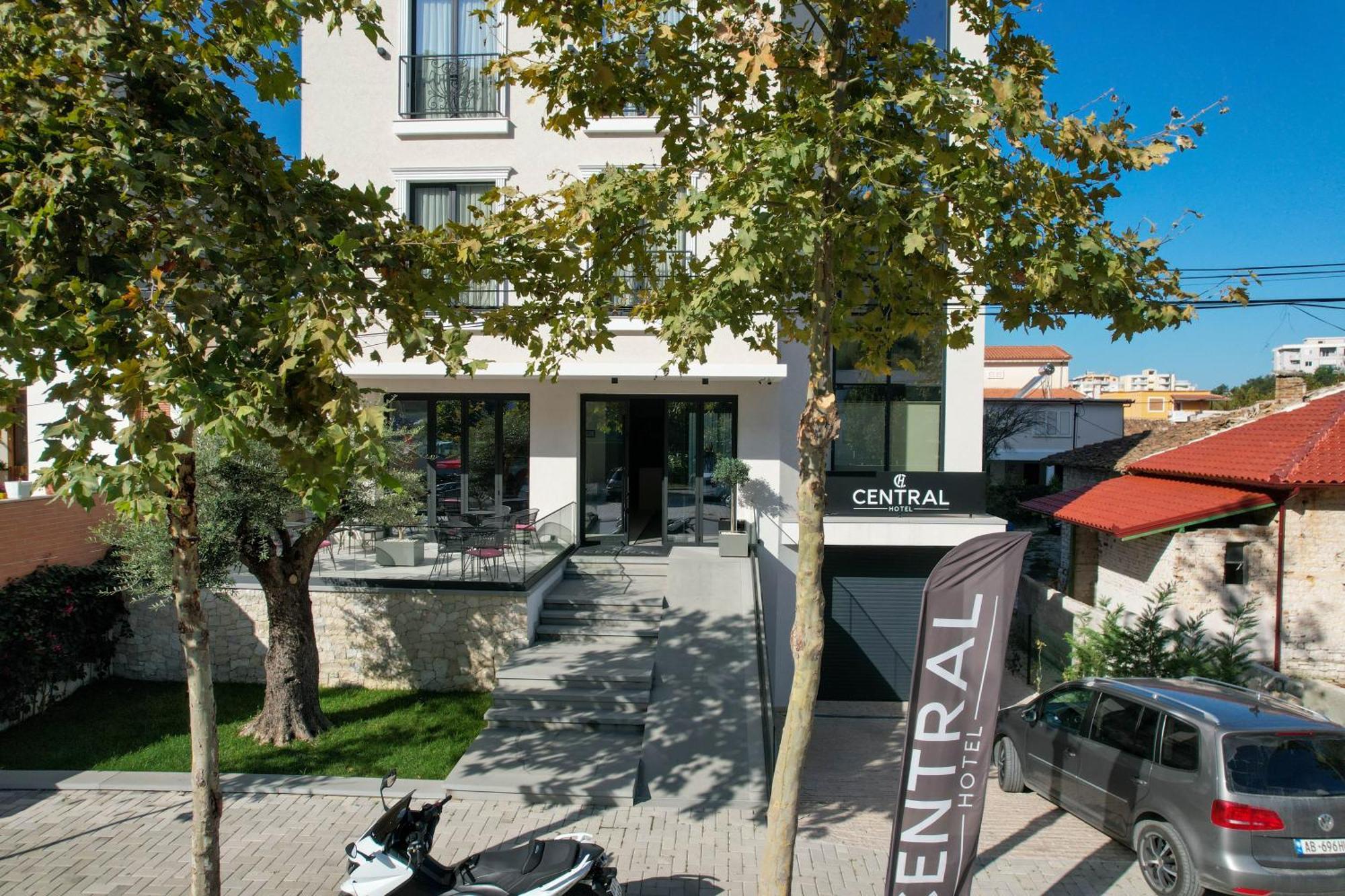 Hotel Central Vlorë エクステリア 写真